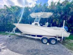 2022 Sea Fox Commander 228, $ 90,000.00
