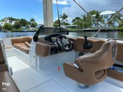 2023 Crownline E225 XS, $ 32,000.00