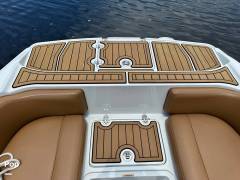 2023 Crownline E225 XS, $ 32,000.00