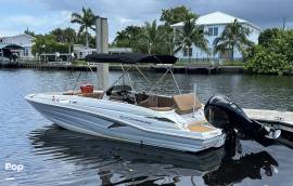 2023 Crownline E225 XS, $ 32,000.00
