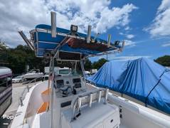 2005 Robalo R230 Center Console, $ 33,350.00