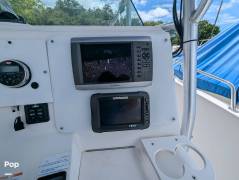 2005 Robalo R230 Center Console, $ 33,350.00
