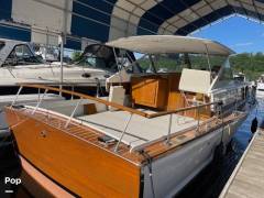 1967 Chris-Craft Cavalier 33, $ 22,900.00
