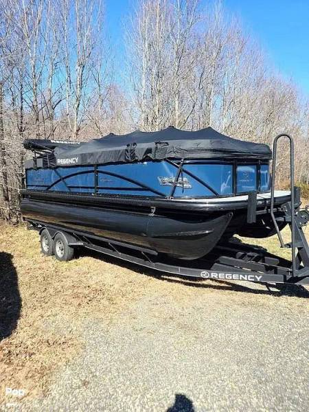 2019 Regency 210 DL3, $ 42,000.00