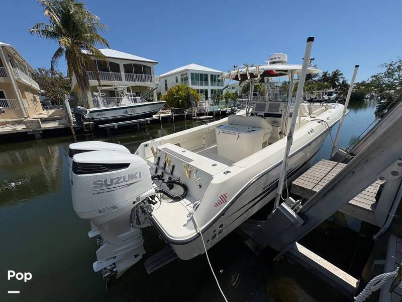 2006 Hydra-Sports 29 CC Vector, $ 180,000.00