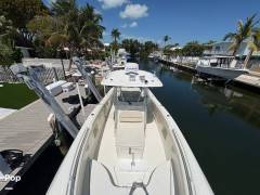 2006 Hydra-Sports 29 CC Vector, $ 180,000.00
