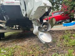 2022 Glasstream 240CCX, $ 77,800.00