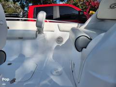 2022 Glasstream 240CCX, $ 77,800.00