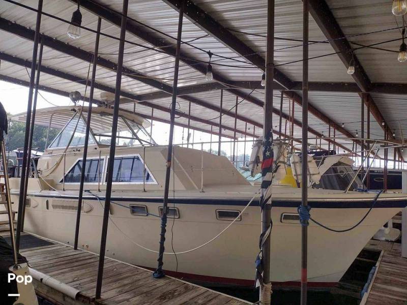 1967 Hatteras 38 Tri-cabin, $ 36,900.00