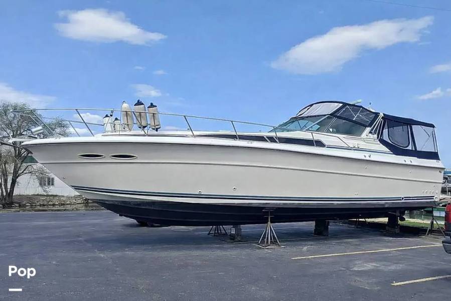 1986 Sea Ray 390 EC, $ 29,900.00