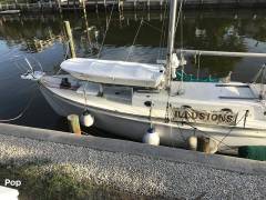 1990 Herreshoff 37 Diddikai, $ 44,350.00