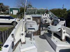 1986 Wellcraft 230 Sportsman, $ 17,500.00