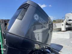 1986 Wellcraft 230 Sportsman, $ 17,500.00