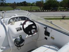 2002 Larson 254 Cabrio, $ 22,750.00