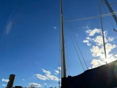 1991 Hunter Vision 32, $ 17,900.00