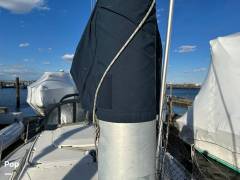 1991 Hunter Vision 32, $ 17,900.00