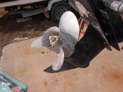 1996 Sea Ray 240 Sundancer, $ 11,000.00