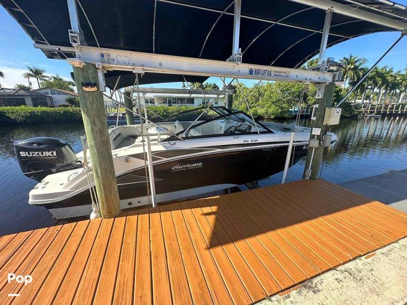 2021 Hurricane 235 SD, $ 57,500.00