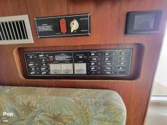 1999 Pursuit 3000 Express, $ 69,000.00