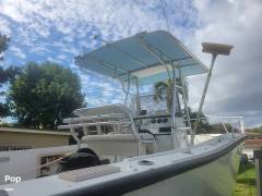 1993 Mako 261 B, $ 29,500.00