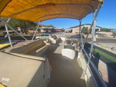 2008 Lowe SS240 Suncruiser, $ 19,750.00