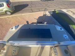 2008 Lowe SS240 Suncruiser, $ 19,750.00