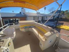 2008 Lowe SS240 Suncruiser, $ 19,750.00