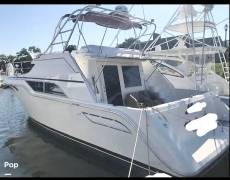 1988 Cruisers Yachts 4280 Express Bridge, $ 37,500.00