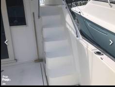 1988 Cruisers Yachts 4280 Express Bridge, $ 37,500.00