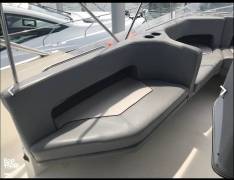1988 Cruisers Yachts 4280 Express Bridge, $ 37,500.00