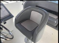 1988 Cruisers Yachts 4280 Express Bridge, $ 37,500.00