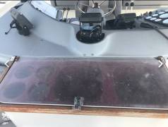 1988 Cruisers Yachts 4280 Express Bridge, $ 37,500.00
