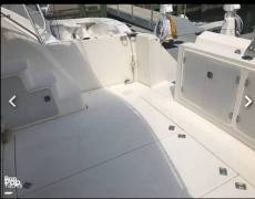 1988 Cruisers Yachts 4280 Express Bridge, $ 37,500.00