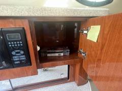 2005 Regal Commodore 2765, $ 40,000.00