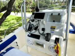 2014 Key Largo 210WI Center Console, $ 24,000.00