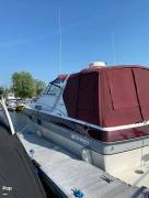 1986 Cruisers Yachts Esprit 337, $ 11,000.00