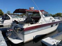 1986 Cruisers Yachts Esprit 337, $ 11,000.00