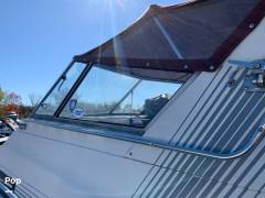 1986 Cruisers Yachts Esprit 337, $ 11,000.00