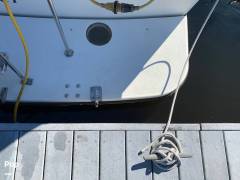 1986 Cruisers Yachts Esprit 337, $ 11,000.00