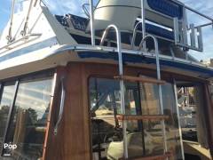 1984 Chris-Craft 333 Commander, $ 21,000.00