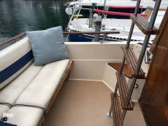 1984 Chris-Craft 333 Commander, $ 21,000.00