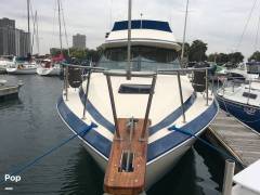 1984 Chris-Craft 333 Commander, $ 21,000.00