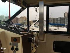 1984 Chris-Craft 333 Commander, $ 21,000.00