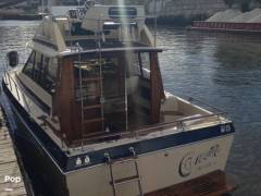 1984 Chris-Craft 333 Commander, $ 21,000.00