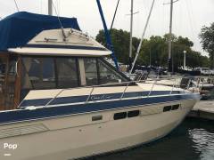 1984 Chris-Craft 333 Commander, $ 21,000.00