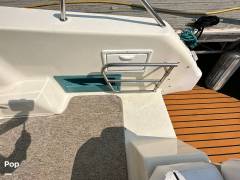 1995 Rinker 280 Fiesta Vee, $ 27,500.00