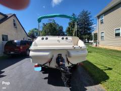 2003 Larson 214 Escape, $ 18,750.00