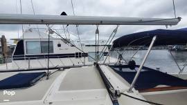1985 O'day 35, $ 25,945.00
