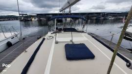 1985 O'day 35, $ 25,945.00