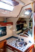 1985 Hunter 40, $ 54,900.00